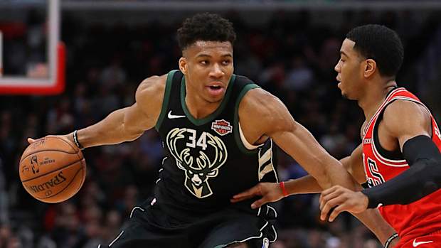 giannis-antetokounmpo-bucks.jpg
